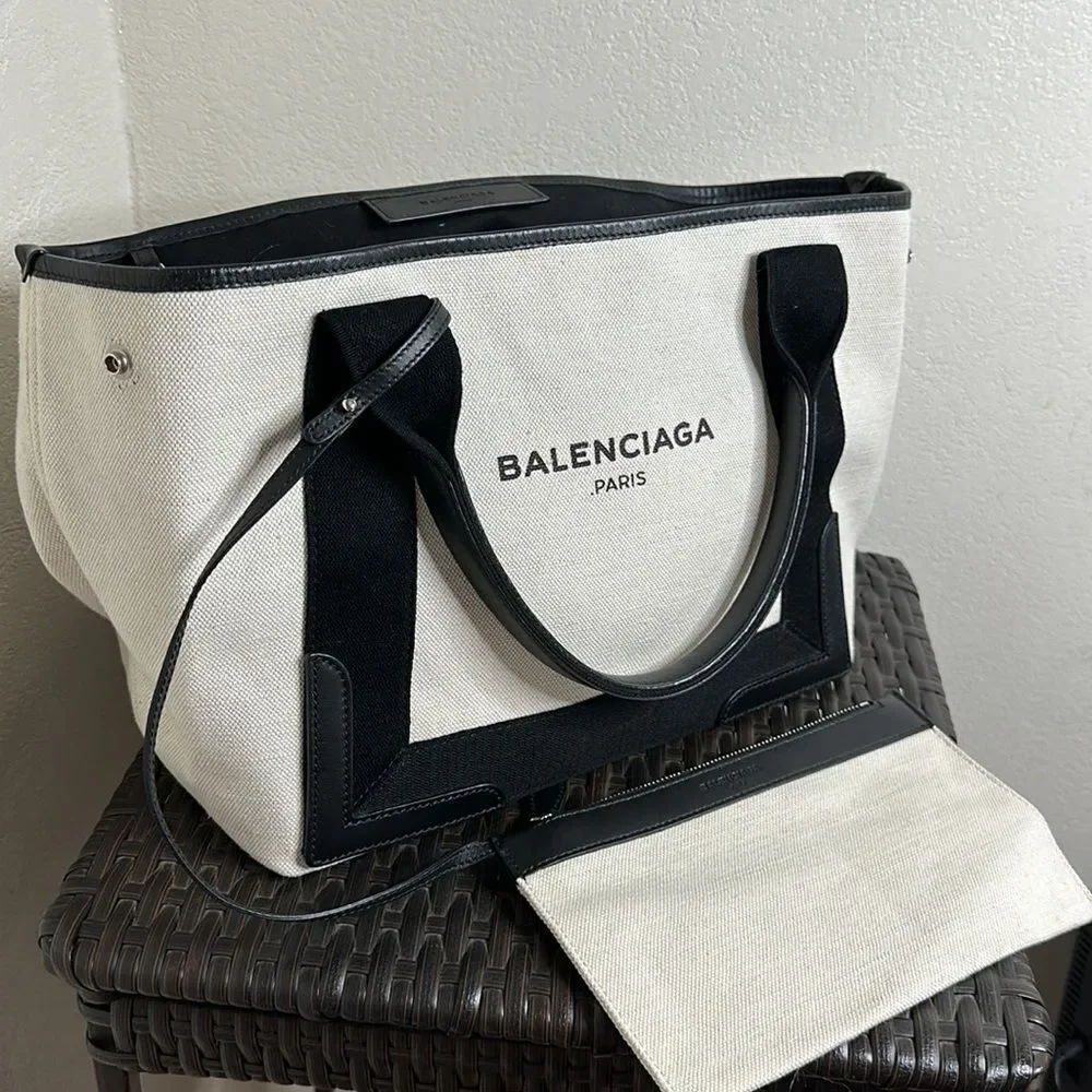 💯Authentic BALENCIAGA Navy Kabas Tote Bag🍀